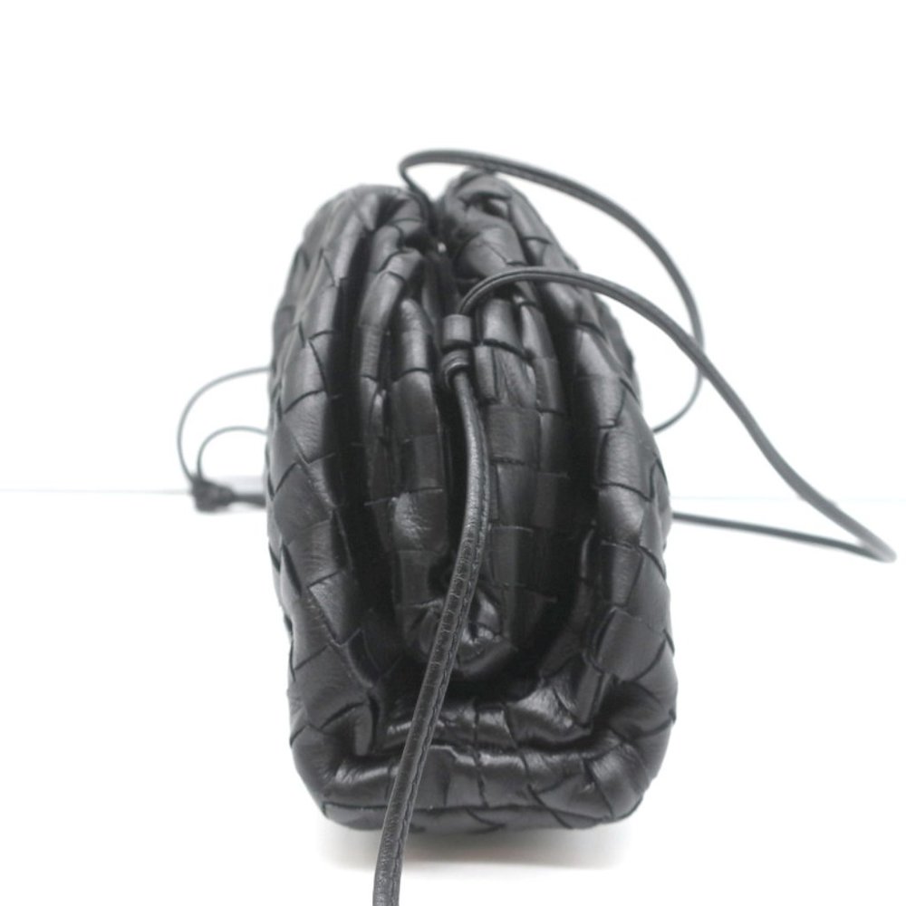 BOTTEGA VENETA MINI POUCH BLACK INTRECCIATO LEATHER CROSSBODY BAG - Picture 4 of 11